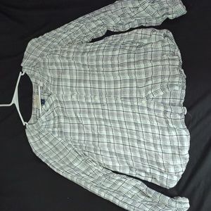 Universal Thread Long sleeve Women's Button Up Top Black and White Size Medium